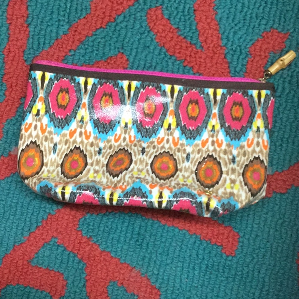 Stephanie Johnson comsmetic travel bag farmer’s market cowgirl chic make up hair